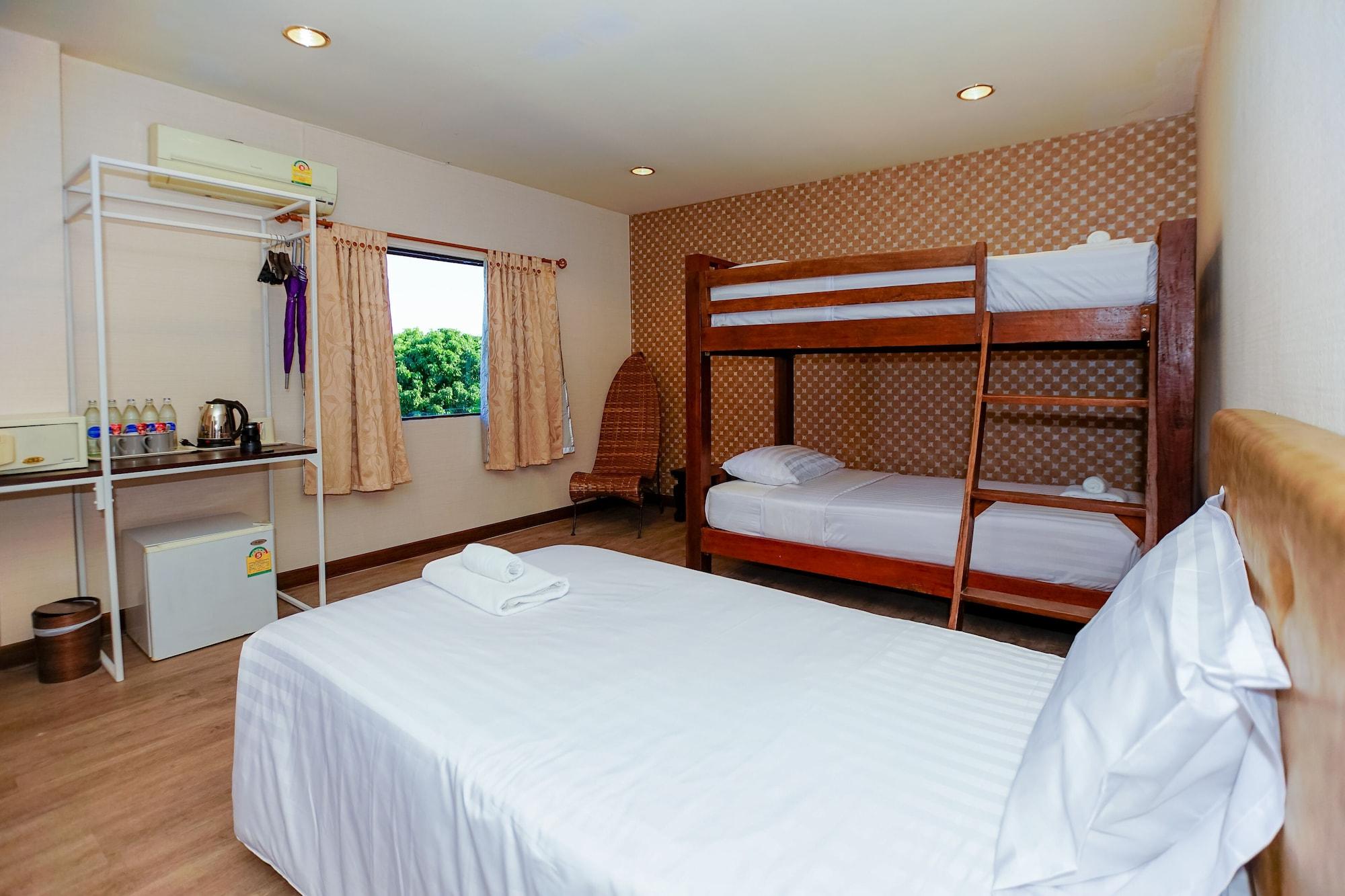 Parasol Inn Chiang Mai Old City Hotel Dış mekan fotoğraf